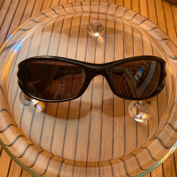 Cynthia Rowley Accessories - Cynthia Rowley for‎ B Robinson Black sunglasses